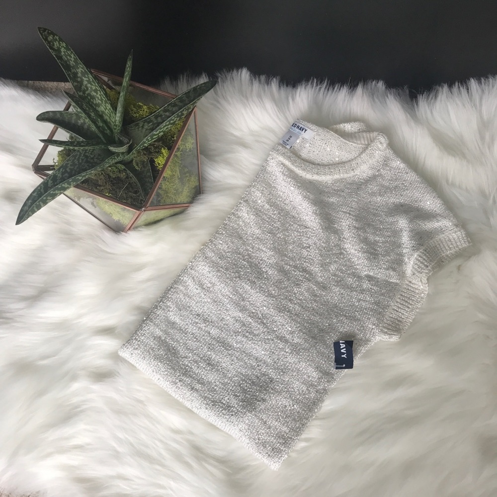 ⭐️ NWT ⭐️ Old Navy Sequin Top